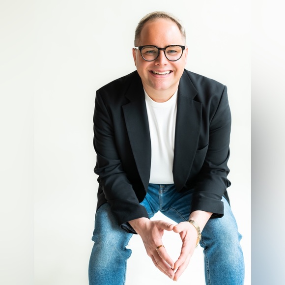 📷 Instagram: @drewtaylor - Picture 4 of 15